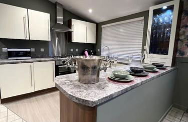 Luxury Lodge With Hot Tub In Royal Deeside - Foto 9