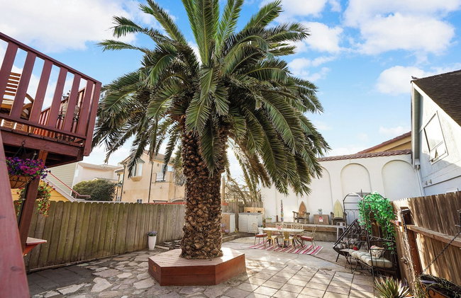 Coast PalmTree Yard 2BR Block from Beach - Photo 27