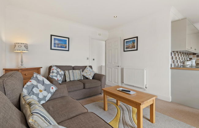 Surf Deck - Lovely Apartment Spectacular Coastal Views Short Walk to Beach - Foto 8