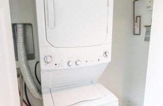 Spacious entire Apartment with Free Parking - Foto 11