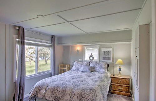 Waterfront Anderson Island Home with Kayaks - Foto 15