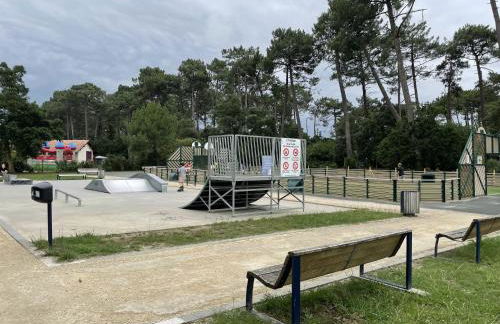 Chalet paisible à la plage, piscine et tennis - Foto 64
