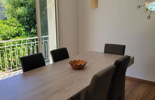 Beautiful house on large wooded grounds of 1600 m2 - Foto 3