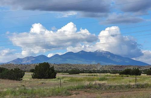 Tiny home near Grand Canyon sleeps 5, epic views! - Photo 18