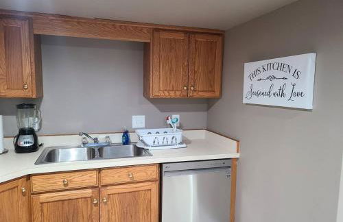 No Cleaning Fee BYU Creamery WD 65 TV King - Foto 26