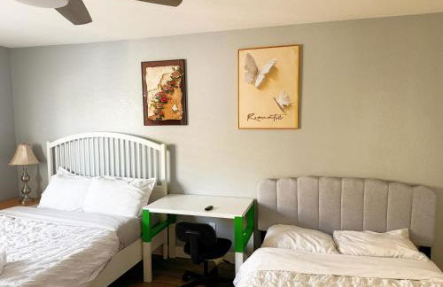 3000sqft Modern Minimal 5BR3BA Home Near ONT - Foto 40