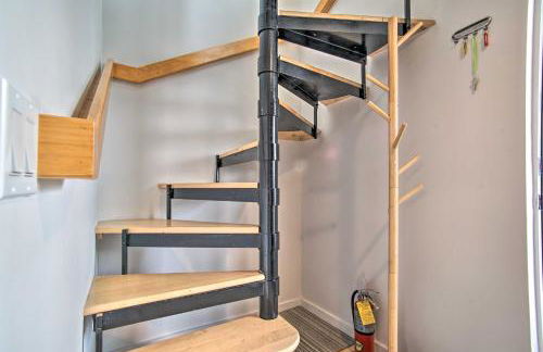 Right on Commercial St! Waterfront Condo with View - Foto 20