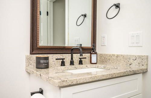 Comfy 3 Bd,2Ba Cottage in the City - ATL - Foto 16