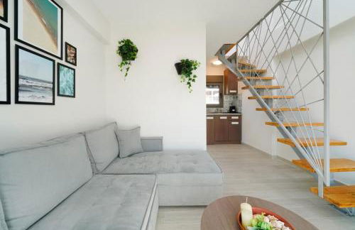 Theros By The Sea - Photo 9