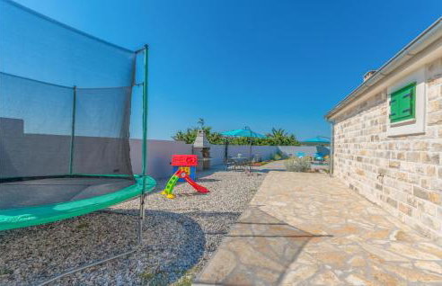 Cozy Home In Gornje Rastane - Foto 23