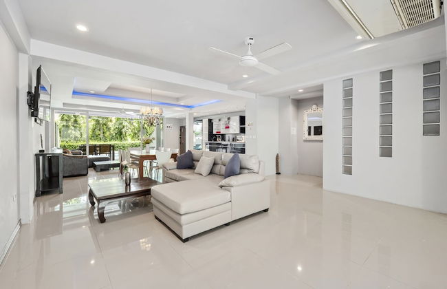 The Fairways Golf Villas - Photo 48