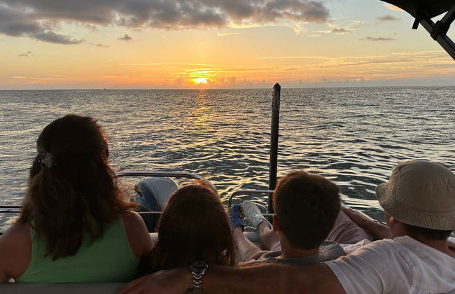 Giro in barca al tramonto a Naples - Foto 2