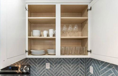 Island Joy - Newly Renovated/Walk to the Beach! - Foto 5