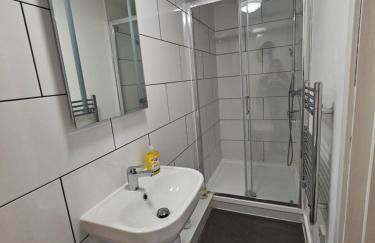 Luxury one bedroom maisonette with extra connected bedroom in Stevenage centre - Foto 12