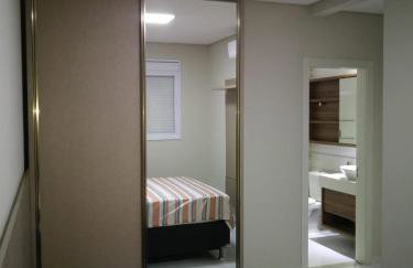 Apê novo Canasvieiras, 2 garagens, excelente localização - Foto 16