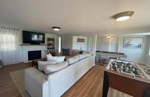 Waterfront Escape HotTub, Pets OK, Pool Table - Foto 13