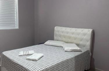 Sobrado top com piscina, espaço gourmet, próximo à praia com Ar Condicionado - Foto 19