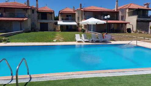 Blue Pastel-cliffside villa, shared pool, wild sandy beach nearby - Foto 4, Garden view