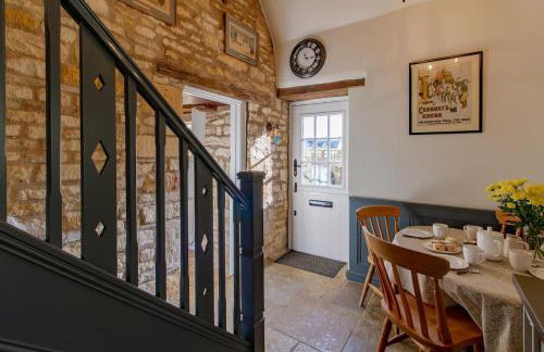 Graziers Cottage - character Cotswold cottage with inglenook, parking and pub nearby - Foto 10