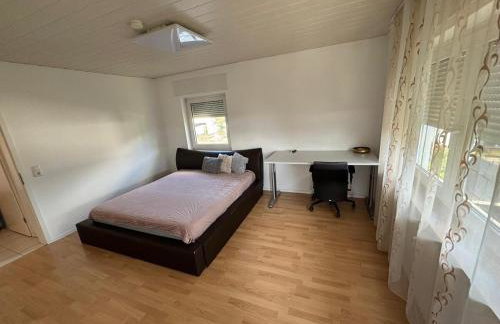 Cozy and Modern Apartment Your Home Away from Home - Foto 17