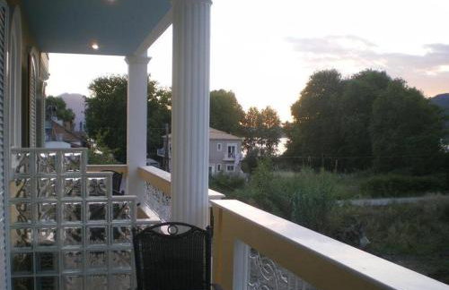 Royal's Studios - Photo 7