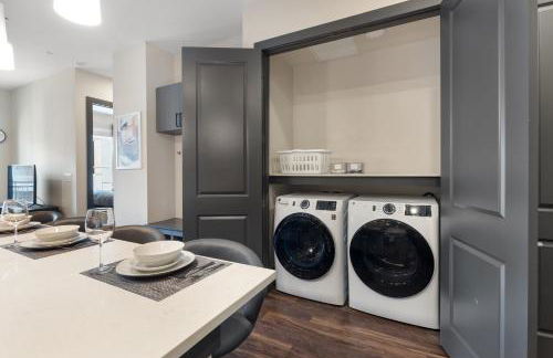 Modern Comfort North Austin with Balcony and Workspace - Foto 7