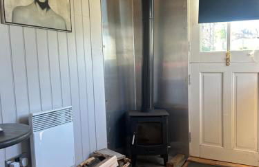 Rhodes To Serenity - Showmans Van - Foto 8