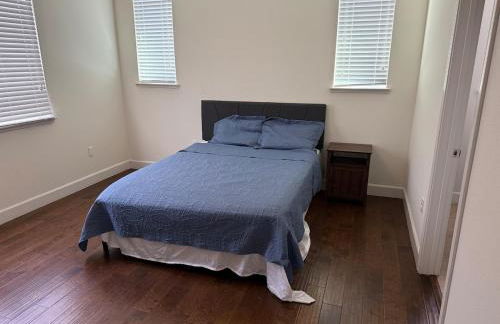 Charming 3-bedroom condo with WiFi, AC in Newark - Foto 10