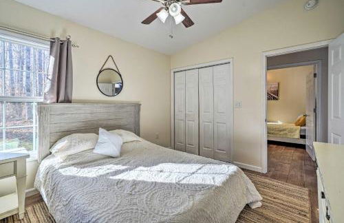 Gray Home with View of Boone Lake and Fire Pit! - Foto 13