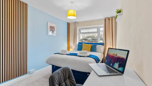 KingstonUponThames Contractor Sleeps8 Parking - Photo 4