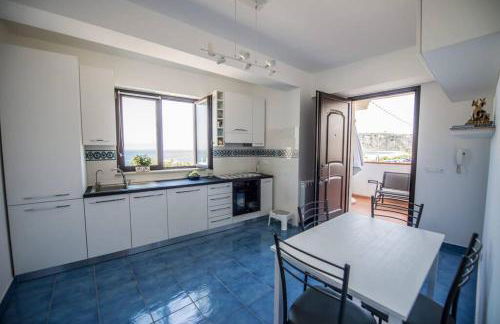 A casa da putìa, l'emozione di un tramonto - Foto 11