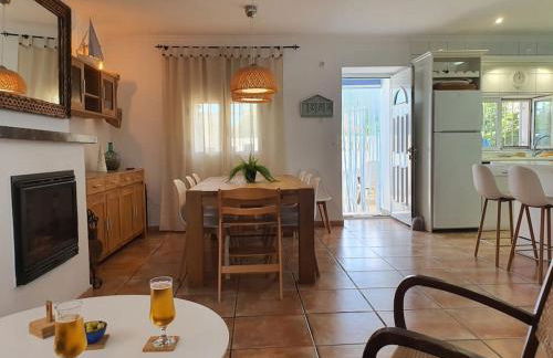 SANCHEZ Y LASERNA STAYS Amplia casa en Denia cerca del mar y la montaña - Foto 1