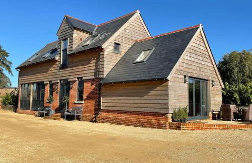 The Old Stables - Photo 1