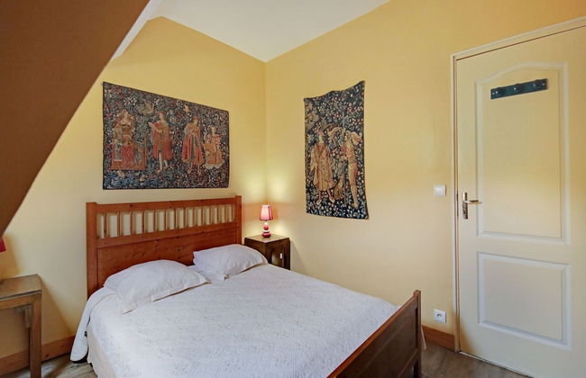 Charming Holiday Home in Raizeux Near Forest - Foto 8