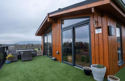 Chalet Loch Leven Lodge 25 East by Interhome - Photo 2