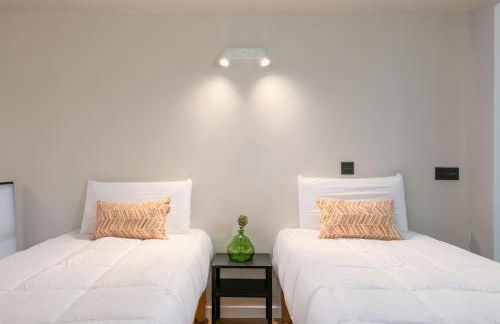 Beautiful duplex in front of Vista Alegre Palace - Photo 14