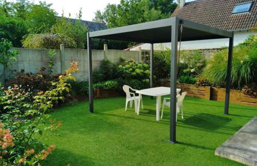 Charmant gîte près des châteaux, jardin et rivière - FR-1-491-404 - Foto 12