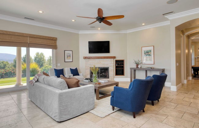 Bear Bridge by Avantstay Hilltop Haven in Temecula w/ Views, Putting Green & Hot Tub - Foto 12