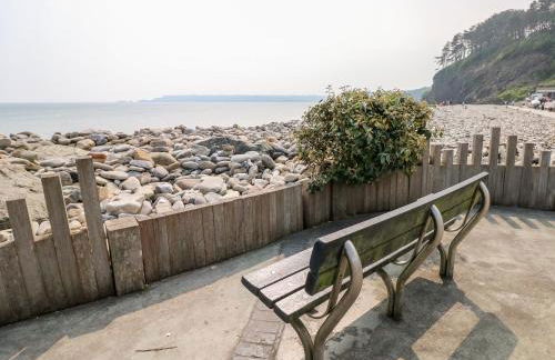 Potters Barn - Photo 22