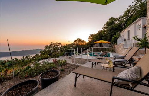 2 Bedroom Amazing Home In Dubravica - Foto 13