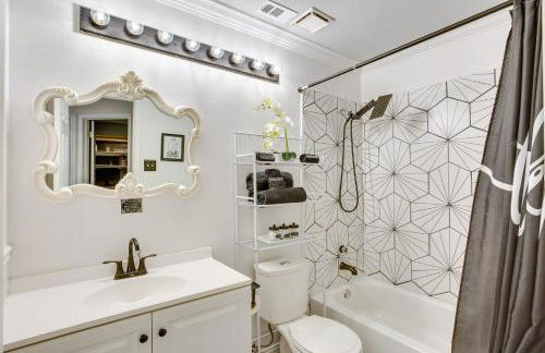 Lake-View Rowlett Escape with Fire Pit and Games! - Foto 22