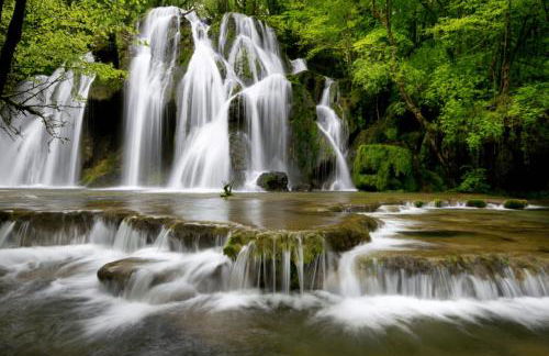 CHALET COSY A LA MONTAGNE AVEC SAUNA TONNEAU situé à St Laurent en Grandvaux - Proche lacs cascades et pistes de ski - Foto 24