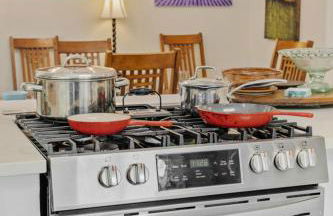 Spacious, Soulful Southern Stay - Foto 17