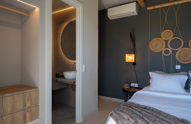 Tyros Boutique Houses - Photo 7