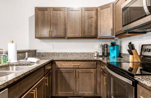 Spacious 2 bedroom/2.5 bathroom Townhome - Foto 40