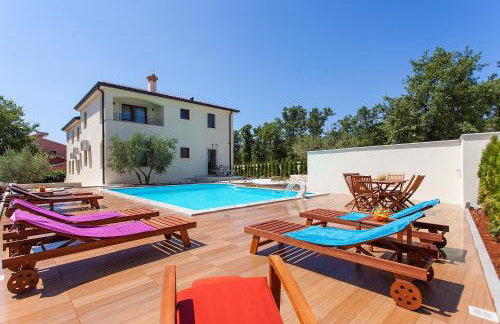 Villa Birikina apartments with pool - Foto 1