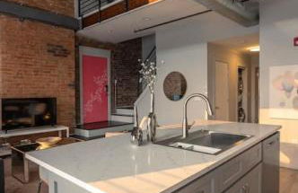 BUBBLES FANTASY SUITE Explore OTR and Rhinegeist - Foto 9