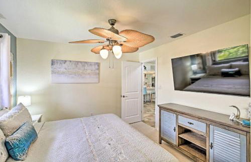 Canal Waterfront Home with Private Pool and Dock! - Foto 17