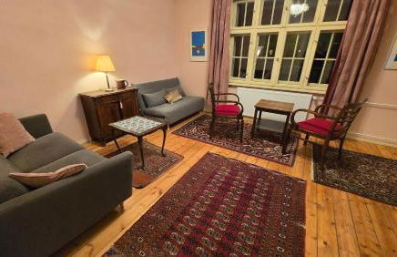 Gemütliche Wohnungen in Wansdorf im denkmalgeschützten Haus - Foto 2