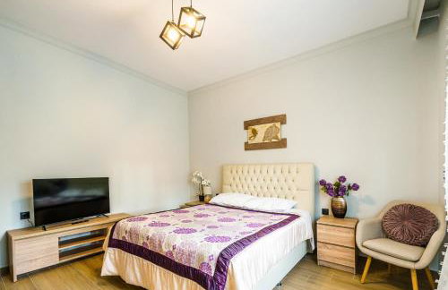 Four lakes luxury suites - Photo 30